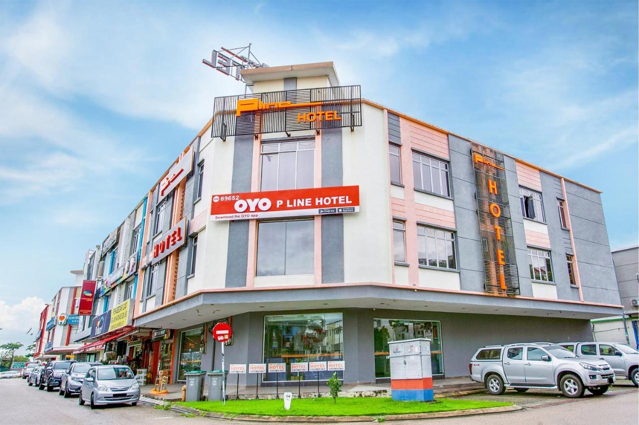 Oyo 89652 P Line Hotel Джохор-Бару Экстерьер фото